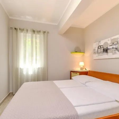 With A Parking Space Apartment *