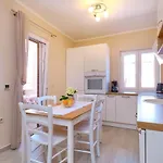 With A Parking Space Διαμέρισμα Mali Lošinj